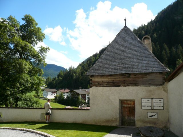 photo5.jpg