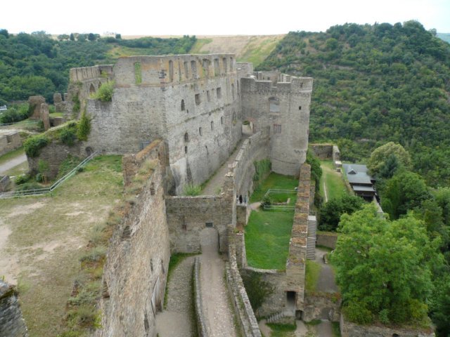 photo3.jpg