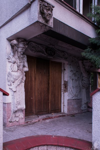 photo8.jpg