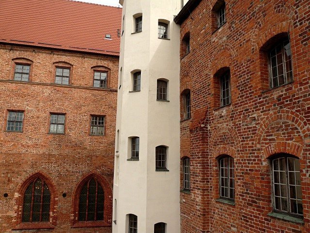 photo2.jpg