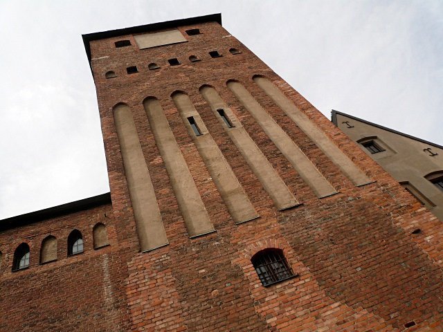 photo4.jpg