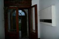 photo2_small.jpg