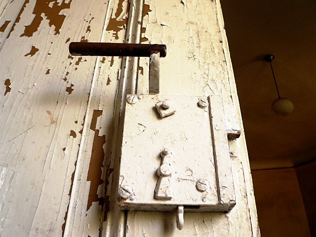 photo3.jpg