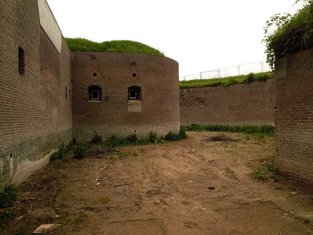 photo3.jpg