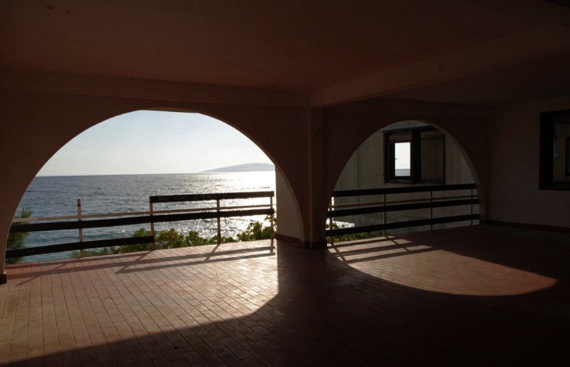 photo3.jpg