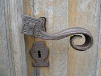 photo3_small.jpg