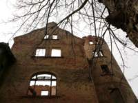 photo5_small.jpg