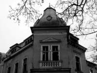 photo3_small.jpg