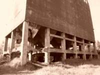 photo2_small.jpg
