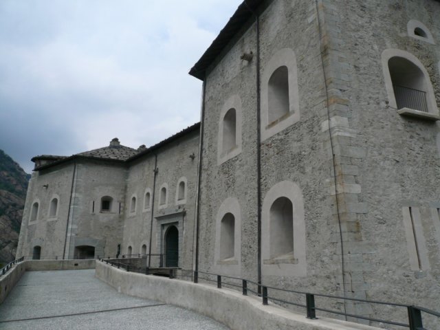 photo3.jpg